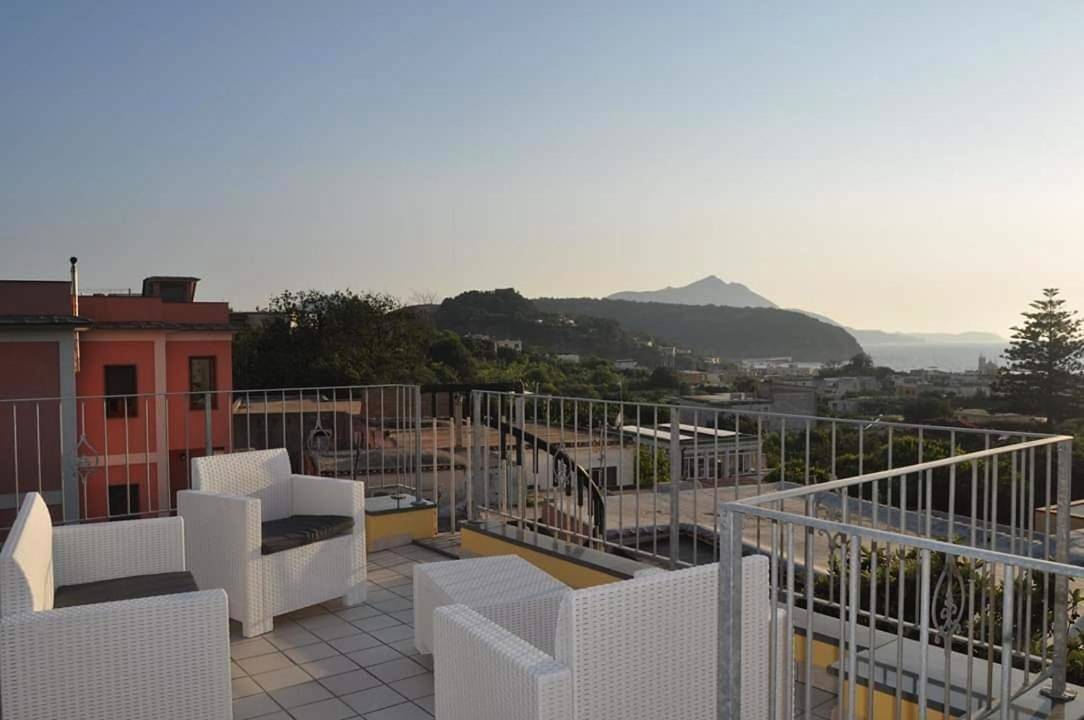 Dalla Maestra Lucia in Procida, Napoli e dintorni