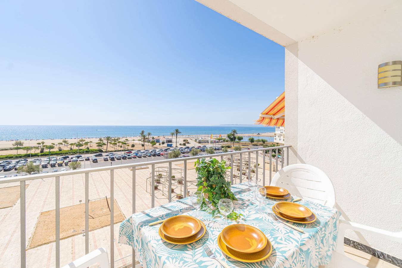 Monolocale intero, Monolocale per 3 persone con vista oceano in Empuriabrava, Upper Empordà