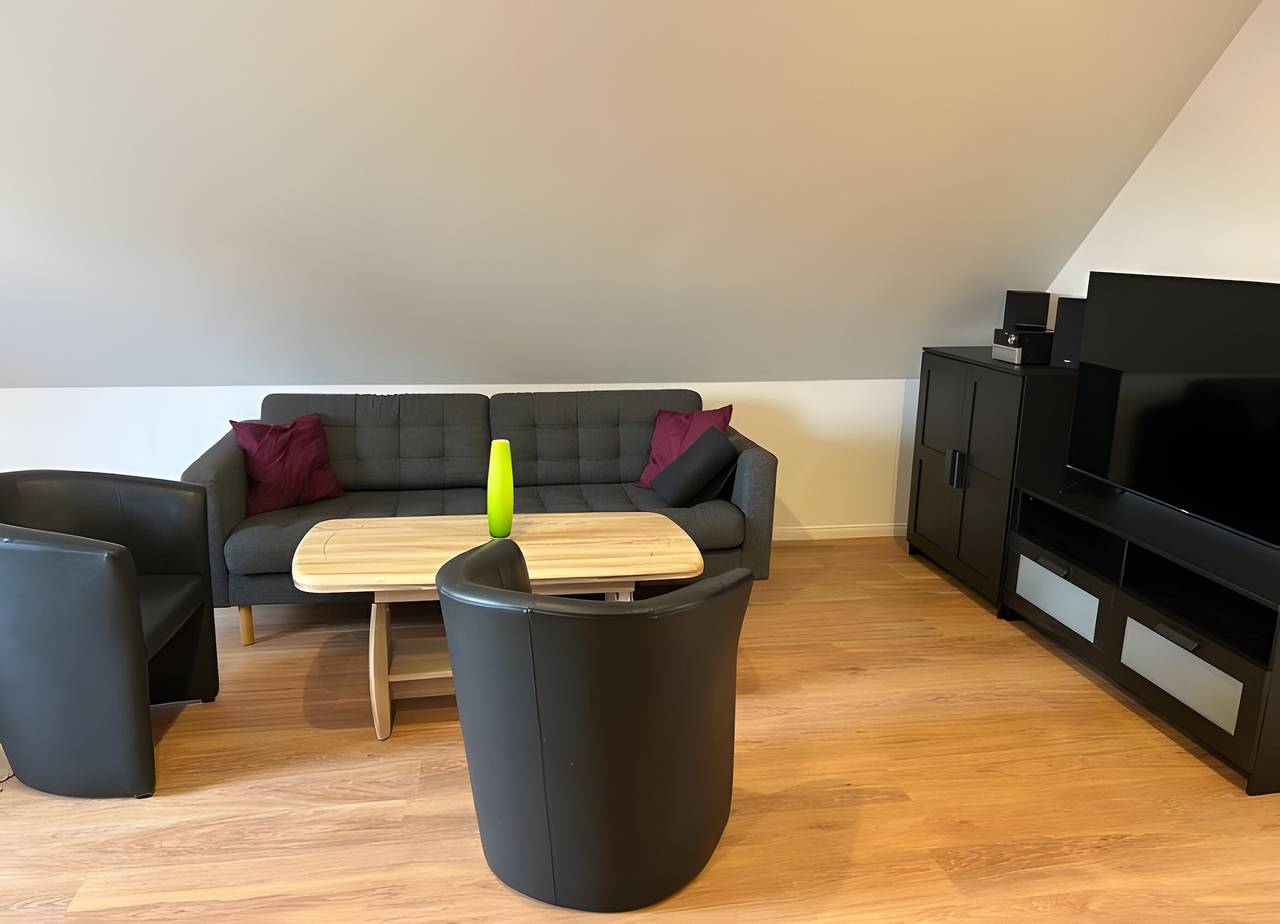 Ganze Wohnung, Apartment '114' mit privater Terrasse, Garten und Wlan in Röbel, Müritz