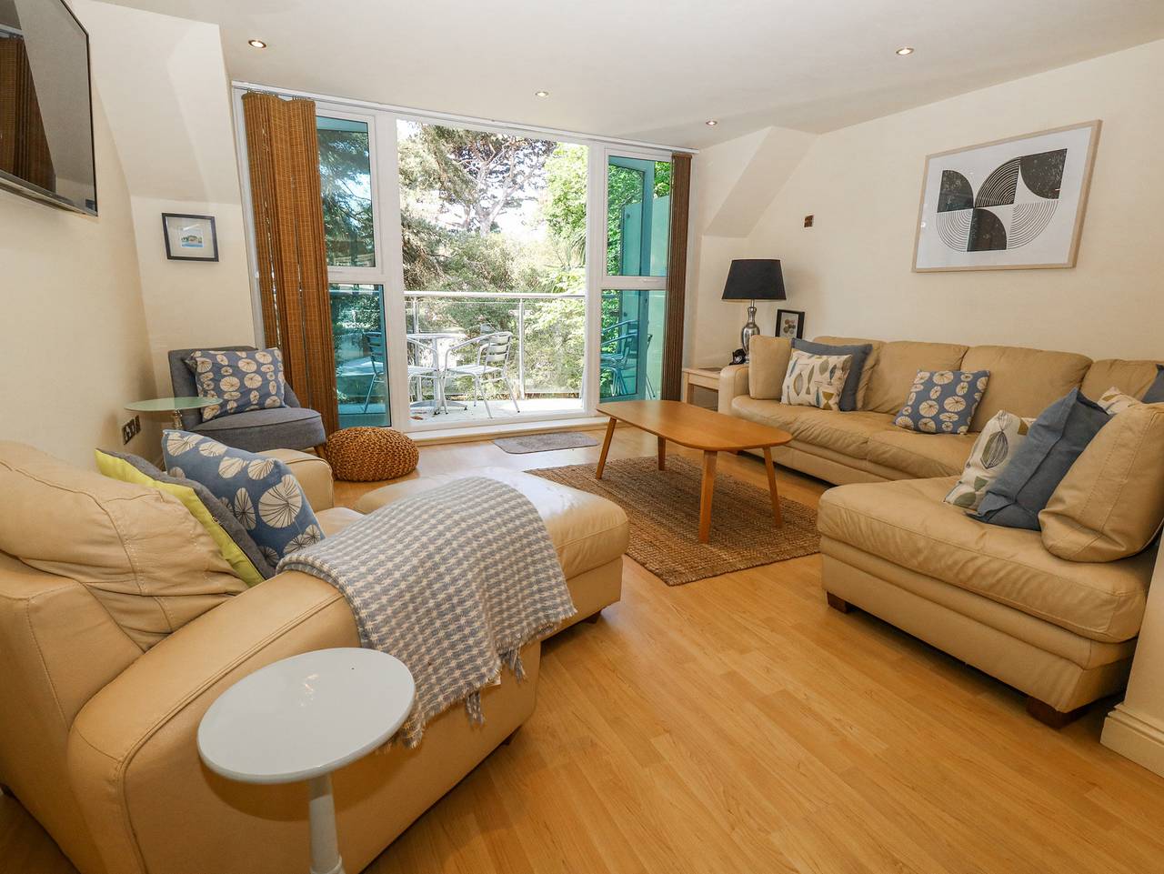 6 Red Sails in Sandbanks, Poole