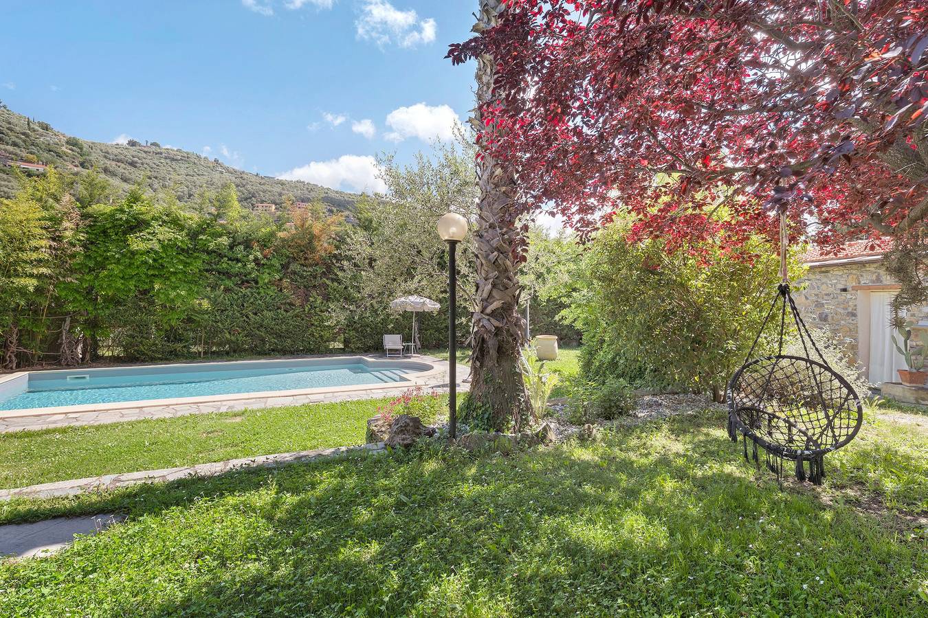 Ganze Wohnung, Bauernhaus 'Agriturismo Casa Didun' mit Gemeinschaftspool, privater Terrasse und Wlan in Dolcedo Gemeinde, Riviera di Ponente