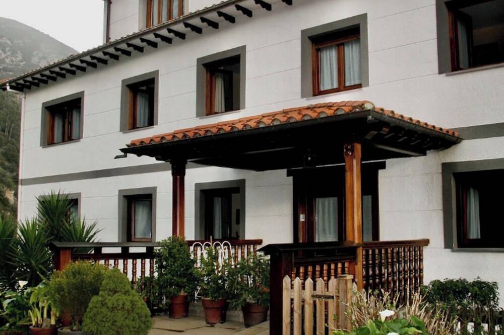 Ganze Wohnung, Apartamentos La Bardenilla für 2 personen in Peñamellera Baja, Costa Verde (Spanien)