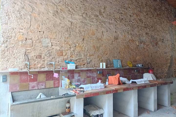 Location de vacances pour 4 personnes, avec jardin et piscine à Fontcouverte - 2