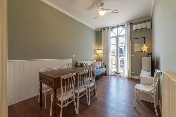 Ganze Wohnung, Ferienwohnung für 6 Personen mit Balkon/Terrasse in Rom, Rom Provinz