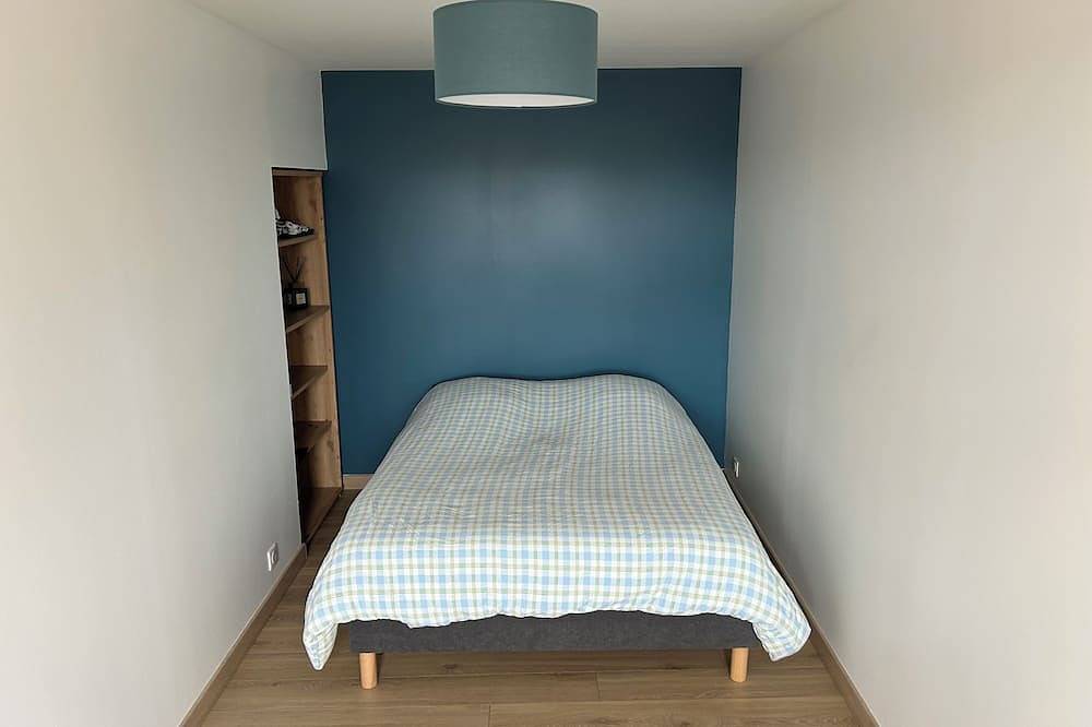 Ganze Wohnung, Appartement Avec Tous Commerces à 2 mn à Pieds in Rougement, Doubs