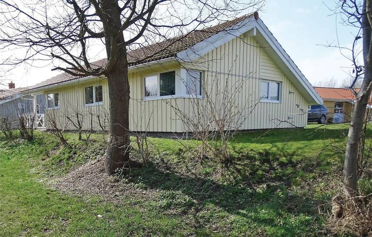 Ferienhaus für 6 Personen, mit Terrasse und Sauna sowie Garten und Whirlpool, mit Haustier in Schönhagen - 4