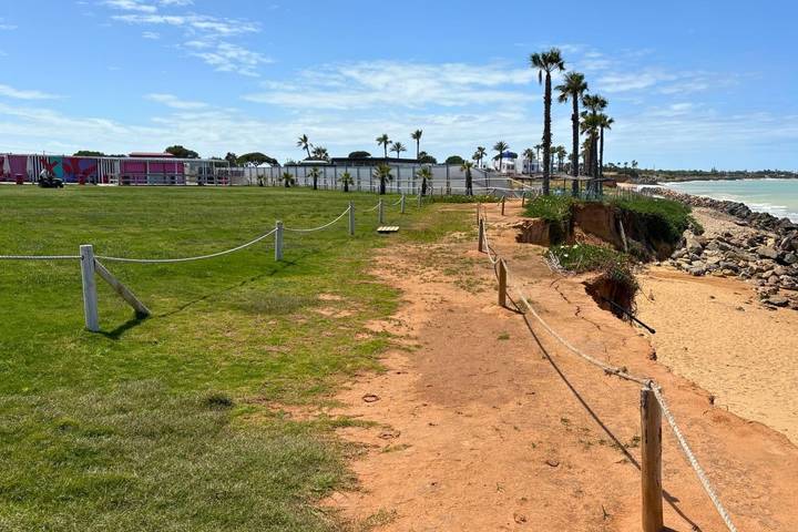 Villa für 8 Personen mit Terrasse in Playa Montijo (Chipiona), Chipiona