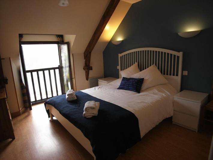 Location de vacances pour 7 personnes, avec jardin et piscine, adapté aux familles à Les Champs-Géraux - 3