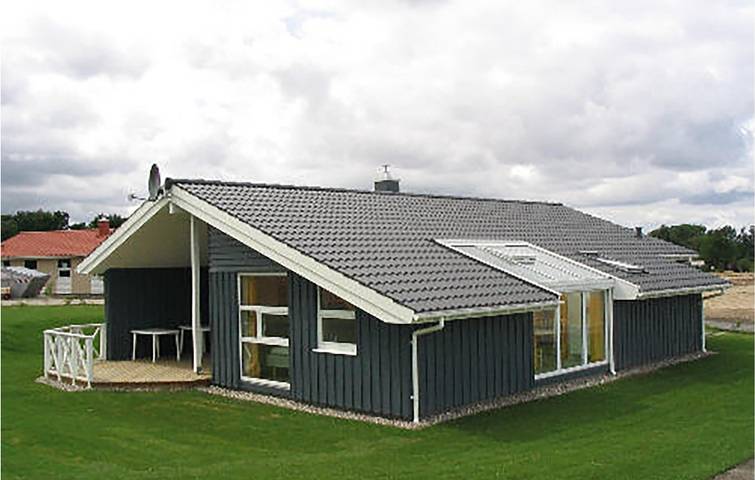 Ferienhaus für 12 Personen, mit Whirlpool und Garten sowie Sauna und Terrasse, mit Haustier in Schönhagen