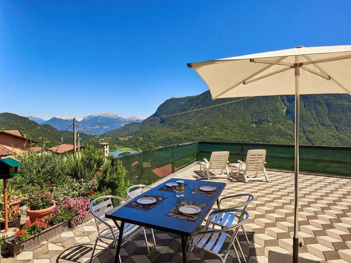 Appartamento vacanze per 4 persone, con giardino e vista lago - 1