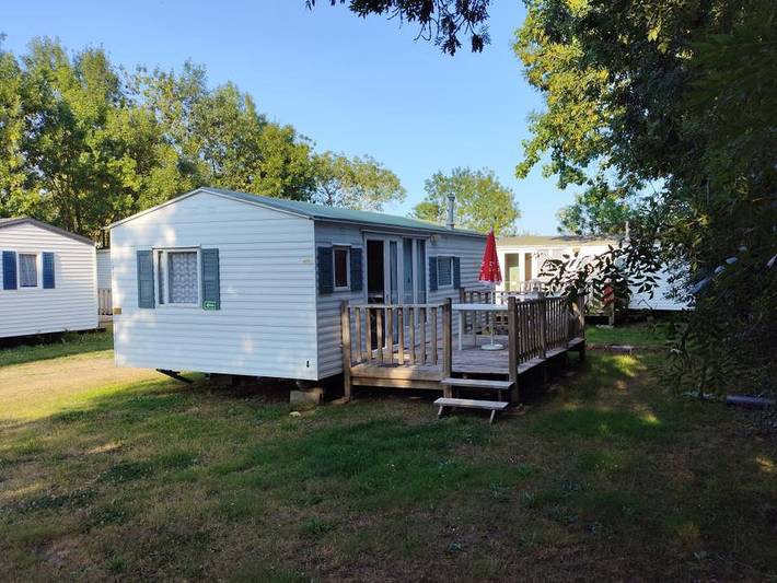 Camping für 4 Personen, mit Kinderpool in der Pays de la Loire - 2