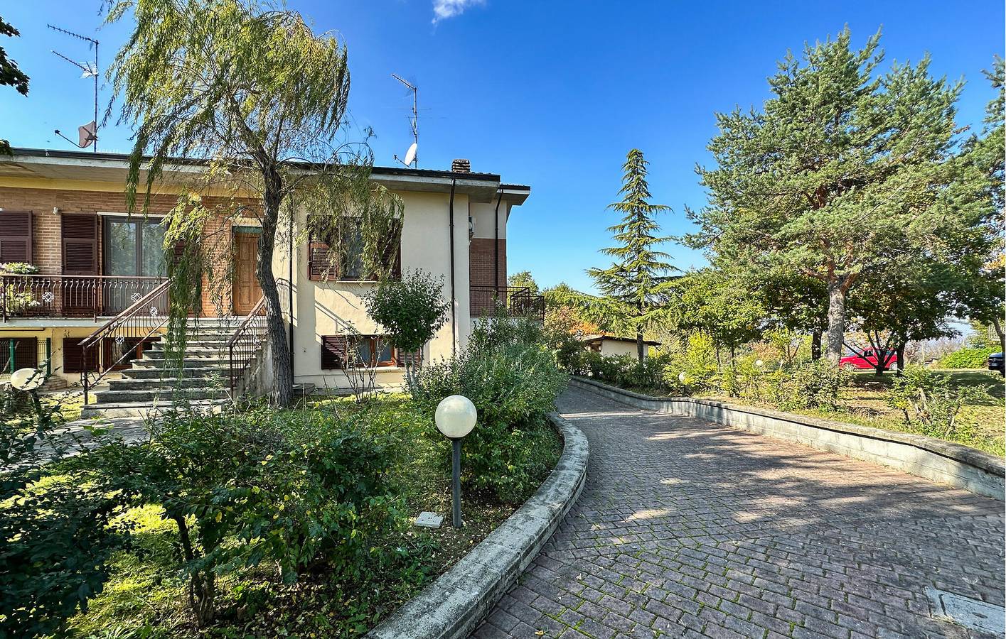 Apartamento tranquilo con jardín y wifi | A 1,5 km de Pozzol Groppo in Pozzol Groppo, Provincia d'Alessandria