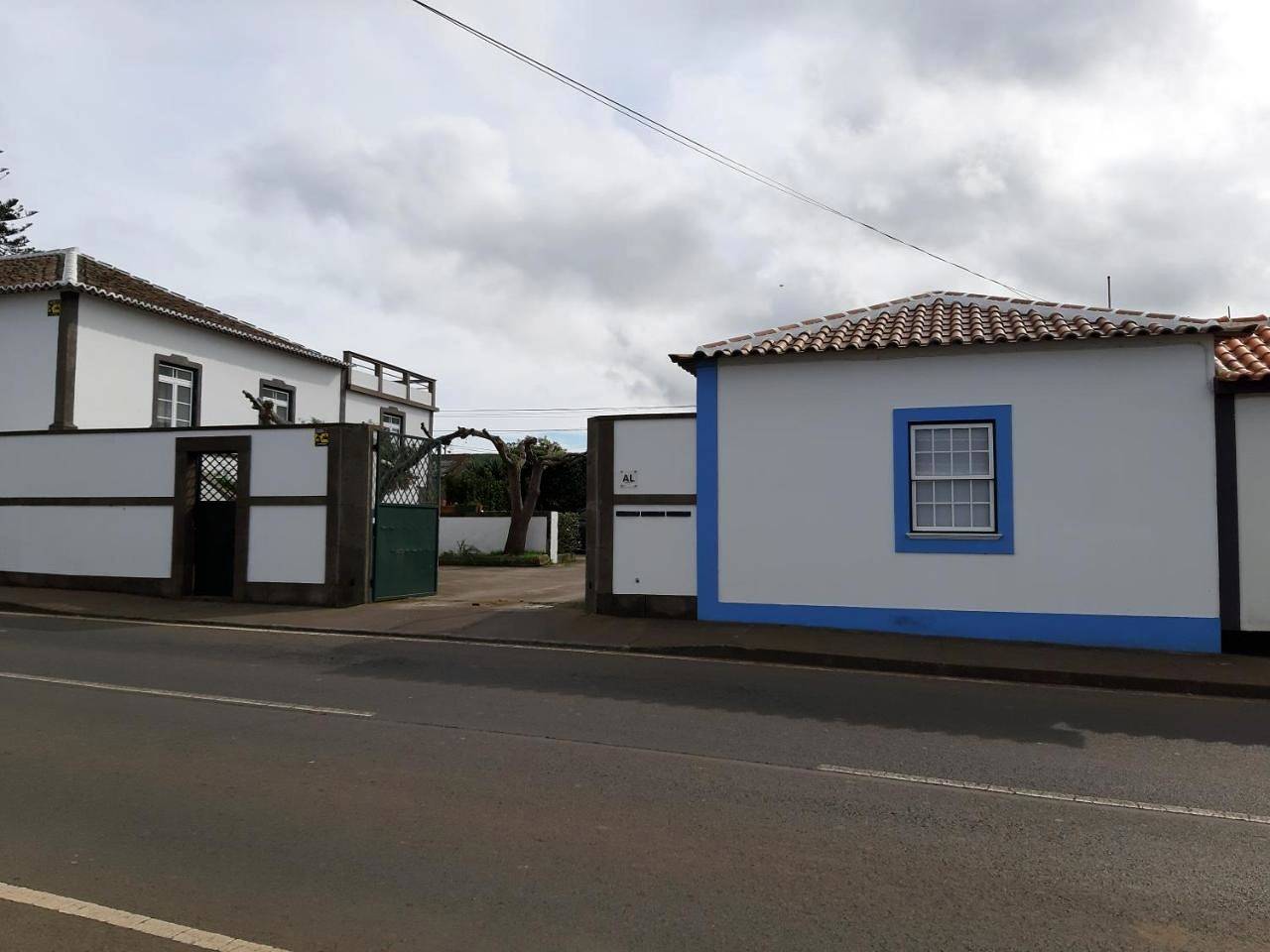 Apartamento inteiro, One-Bedroom Apartment in Cabo da Praia, Terceira