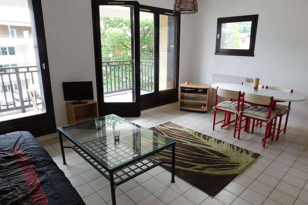 Appartement entier, Vacances entre Lac et Montagnes, Savoie, Bourget in Le Bourget-du-Lac, Région de Chambéry