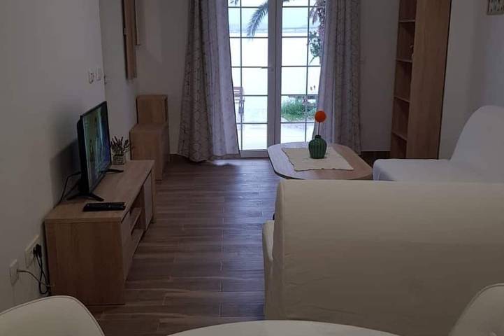 Ganze Wohnung, Appartement an der Küste für 2 Personen in Rogotin, Dubrovnik-Neretva