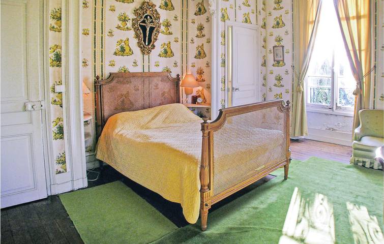 Riverside Retreat avec WiFi, TV satellite, parking et jardin in Oise
