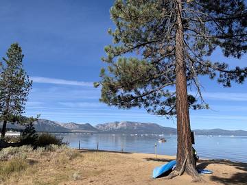 Vacation House for 18 Guests in Bijou Park, South Lake Tahoe, Picture 2