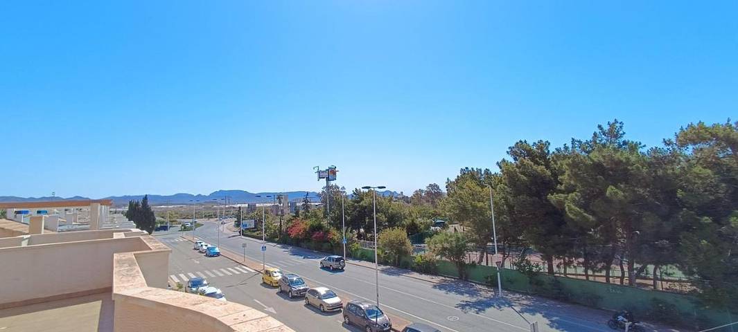 Gîte pour 5 personnes, avec Balcon et Terrasse ainsi que Piscine et Vue dans Bolnuevo - 4