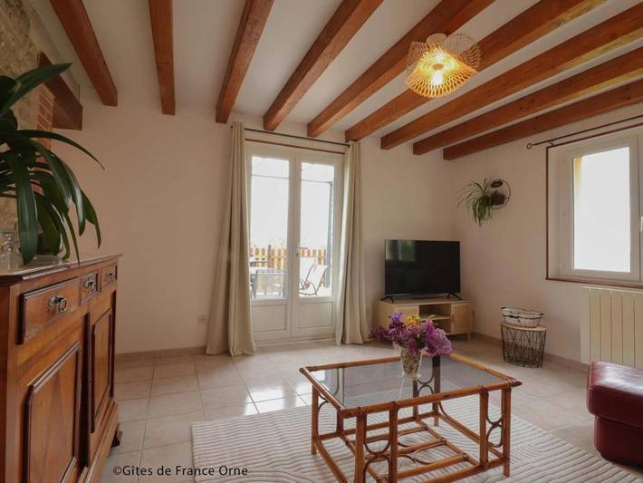Location de vacances pour 4 personnes, avec terrasse et jardin à Gacé - 3