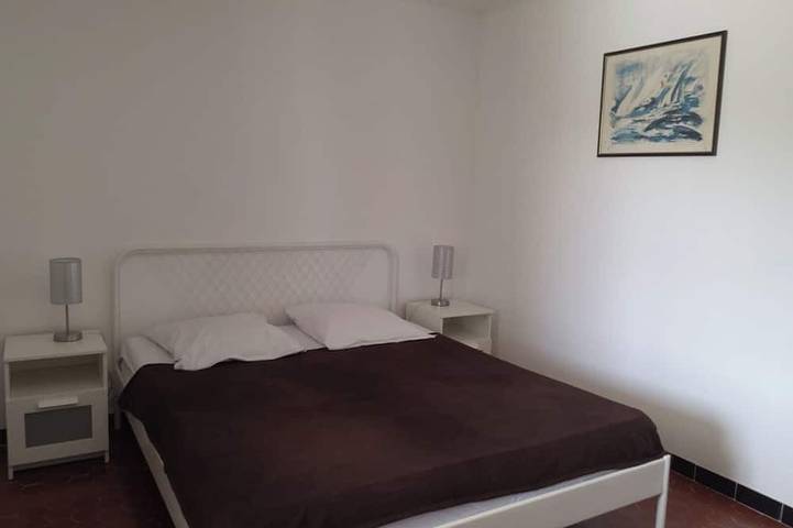 Gîte pour 4 personnes, avec balcon dans Port De Carry - 3