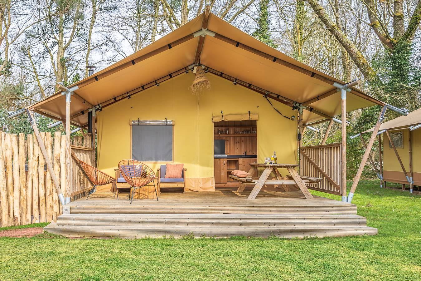 Gooise Heide — The Forest Escape | 5 Pers. | Heater & Hottub  in Huizen, Noord-Holland