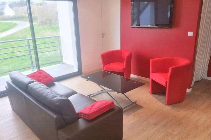 Gîte pour 4 personnes, avec jardin dans Plage du Port Morvan - 2