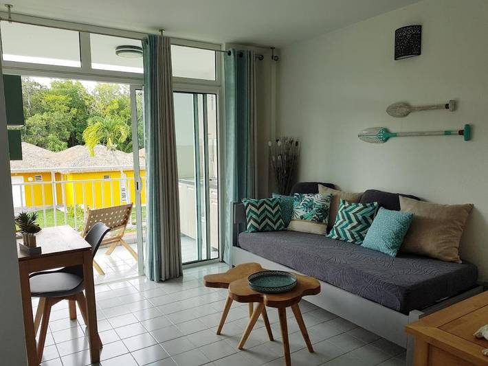 Gîte pour 3 personnes, avec jardin dans Plage de Folle Anse - 2