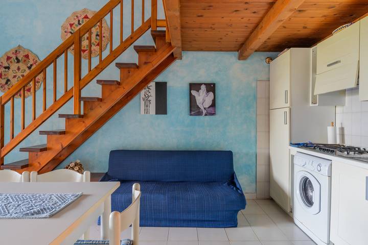 Maison de vacances climatisée avec terrasse, jardin et vue sur mer ; places de parking disponibles, animaux domestiques admis.  in Salina Bamba, San Teodoro