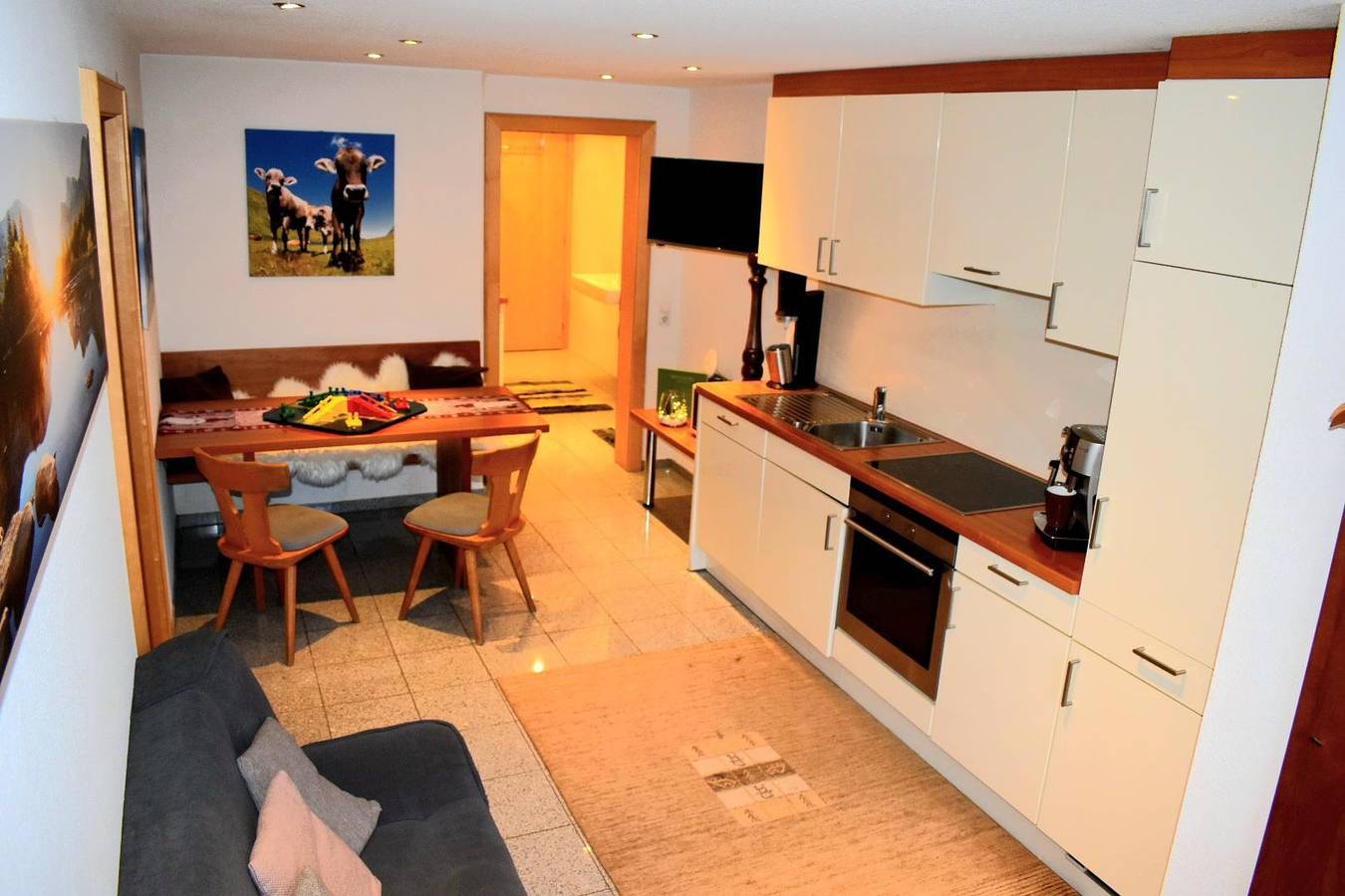 Ganze Ferienwohnung, Appartement/Fewo, Dusche und Bad, Wc, 2 Schlafräum in Sankt Gallenkirch, Verwall