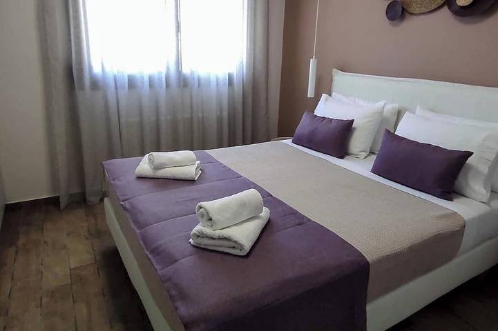 Ganze Wohnung, Cozy, family-friendly apartment with a view! in Kalyvia, Sporaden