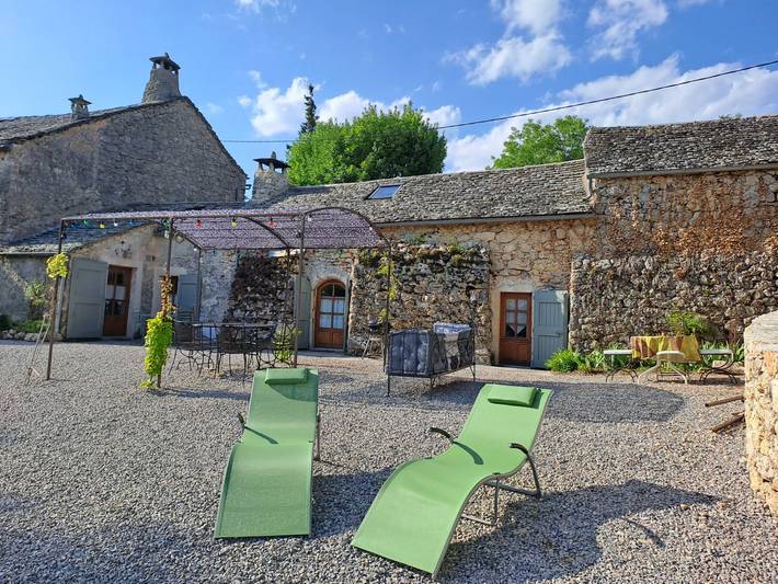 Gîte pour 5 personnes, avec terrasse et jardin dans Parc naturel régional des Grands Causses - 3