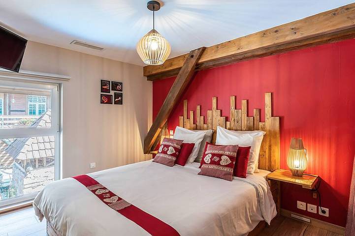 Gîte pour 8 personnes, avec Terrasse et Jardin ainsi que Piscine et Sauna dans le Haut-Rhin - 2