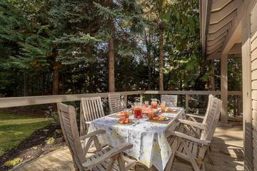 Villa for 7 Guests in Whistler, British Columbia, Picture 4