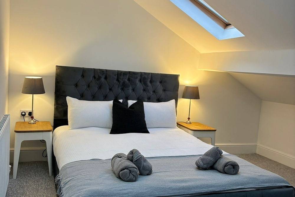 Geheel appartement, 2-bedroom flat walking distance to Cardiff Bay Penarth Town Centre and Marina. \n in Penarth, Cardiff