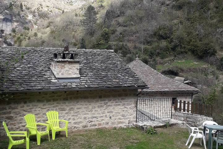 Gîte pour 3 personnes, avec Terrasse et Jardin à Sainte-Enimie