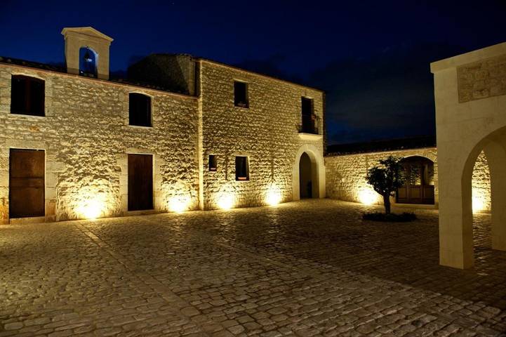 Agriturismo per 2 persone, con Giardino e Piscina a Modica