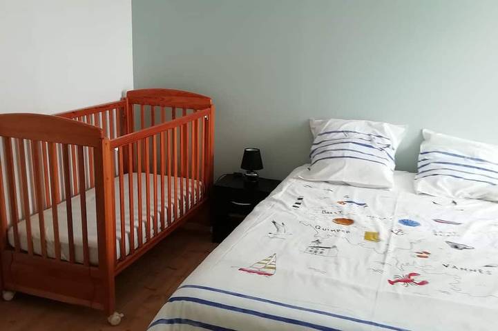 Location de vacances pour 6 personnes, avec jardin à Henvic - 3