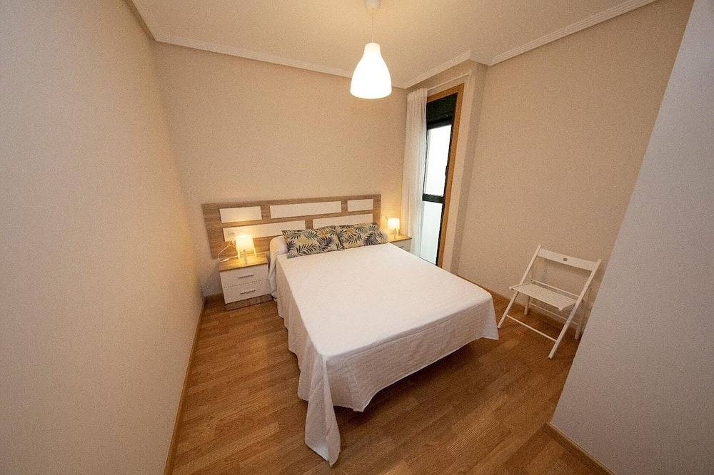 Entire apartment, Urb Foz Ii, 3 Bedrooms in Foz, Galician Coast