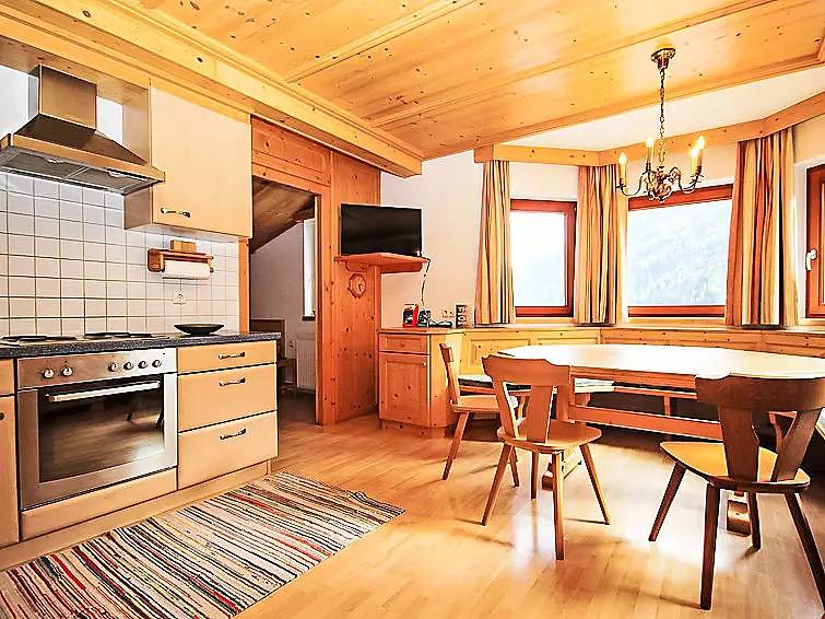 Ganze Wohnung, 5 Zimmer 8 Personen in Lechtaler Alpen, Pettneu am Arlberg