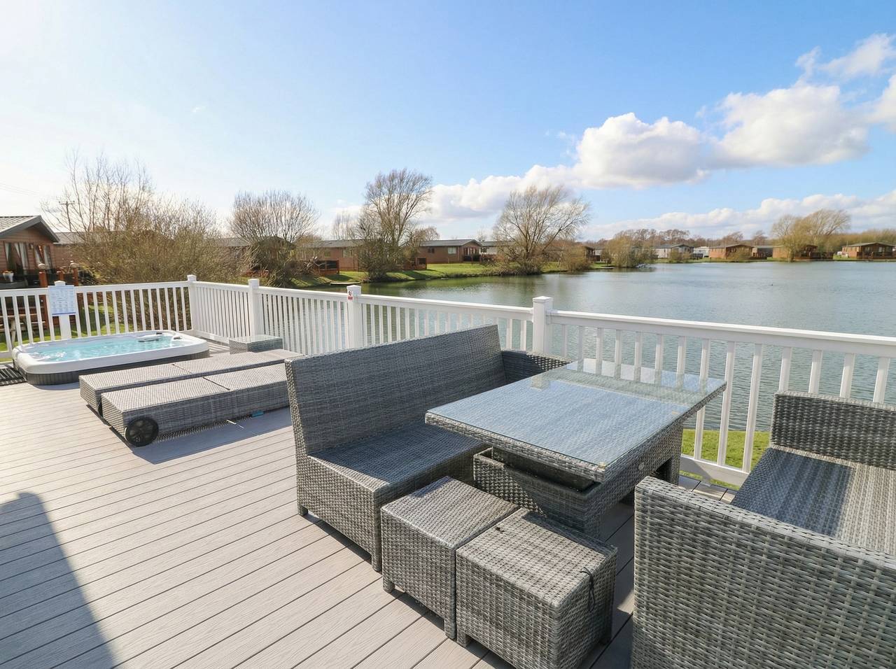 Indulgence Fishing Lodge with Private Hot Tub in Tattershall, Lincolnshire