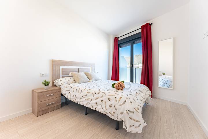 Casa rural para 3 personas, con jardín además de piscina y terraza en Torremolinos - 2