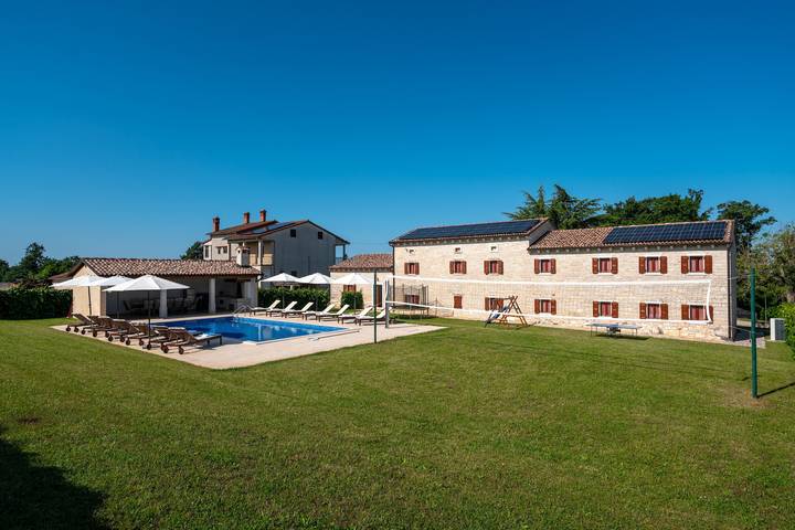 Chalet para 14 personas con jardín in Žminj, Istria Central