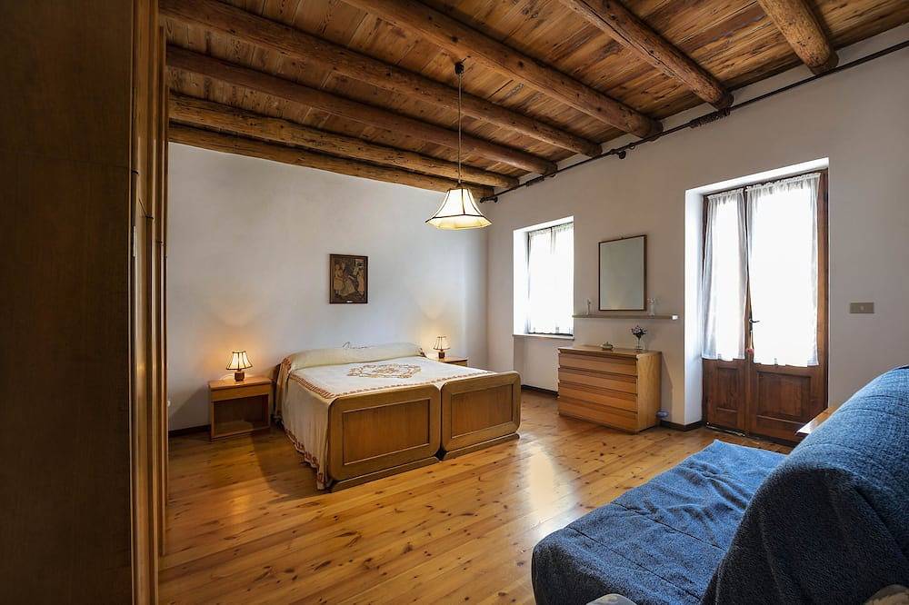Ganze Wohnung, Dimora Forte San Marco - rustico con giardino in Caprino Veronese, Gardasee-Berge