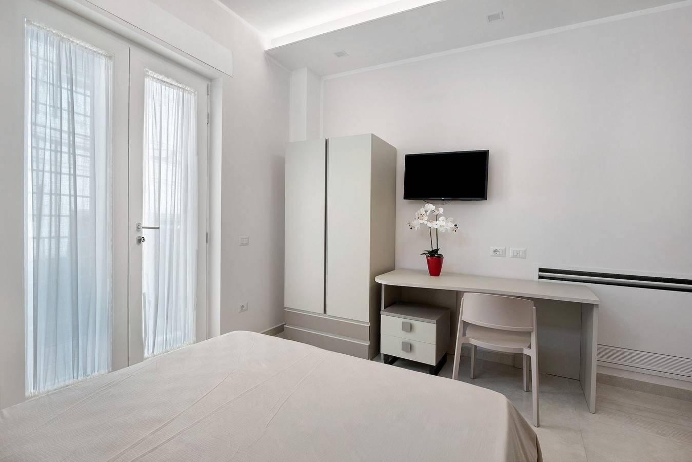 Bed and Breakfast 'Stabiae Charm - Encanto' con balcone, Wi-Fi e aria condizionata in Castellammare di Stabia, Sorrento Coast