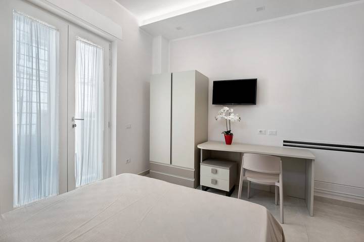 Bed and Breakfast 'Stabiae Charm - Encanto' with Balcony, Wi-Fi and Air Conditioning in Castellammare di Stabia, Sorrento Coast