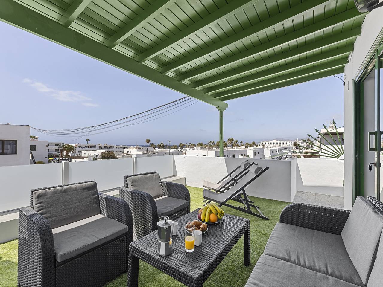 Ganze Wohnung, Renovierte 2-Zimmer-Wohnung in Puerto del Carmen, nah am Strand, für 4 Personen in Puerto del Carmen, Tías