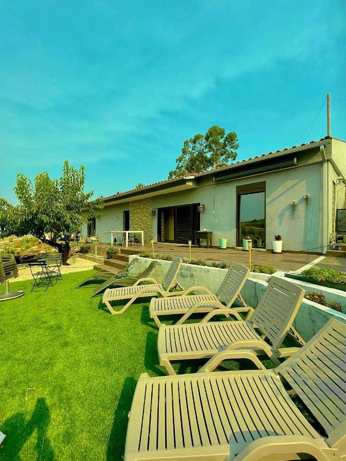 Casa de férias para 5 pessoas, com vista e jardim, adaptado a crianças em Gouveia