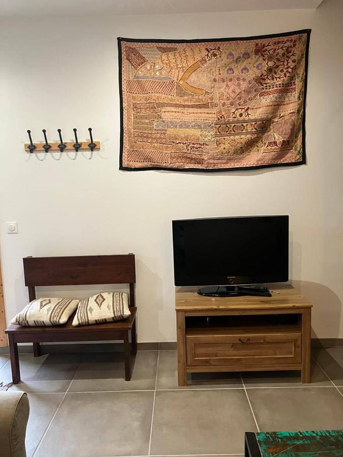 Appartement entier, Appartement 4/6 pers, jardin, 6 km de la plage in Saint-Julien-en-Born, Côte d’Argent