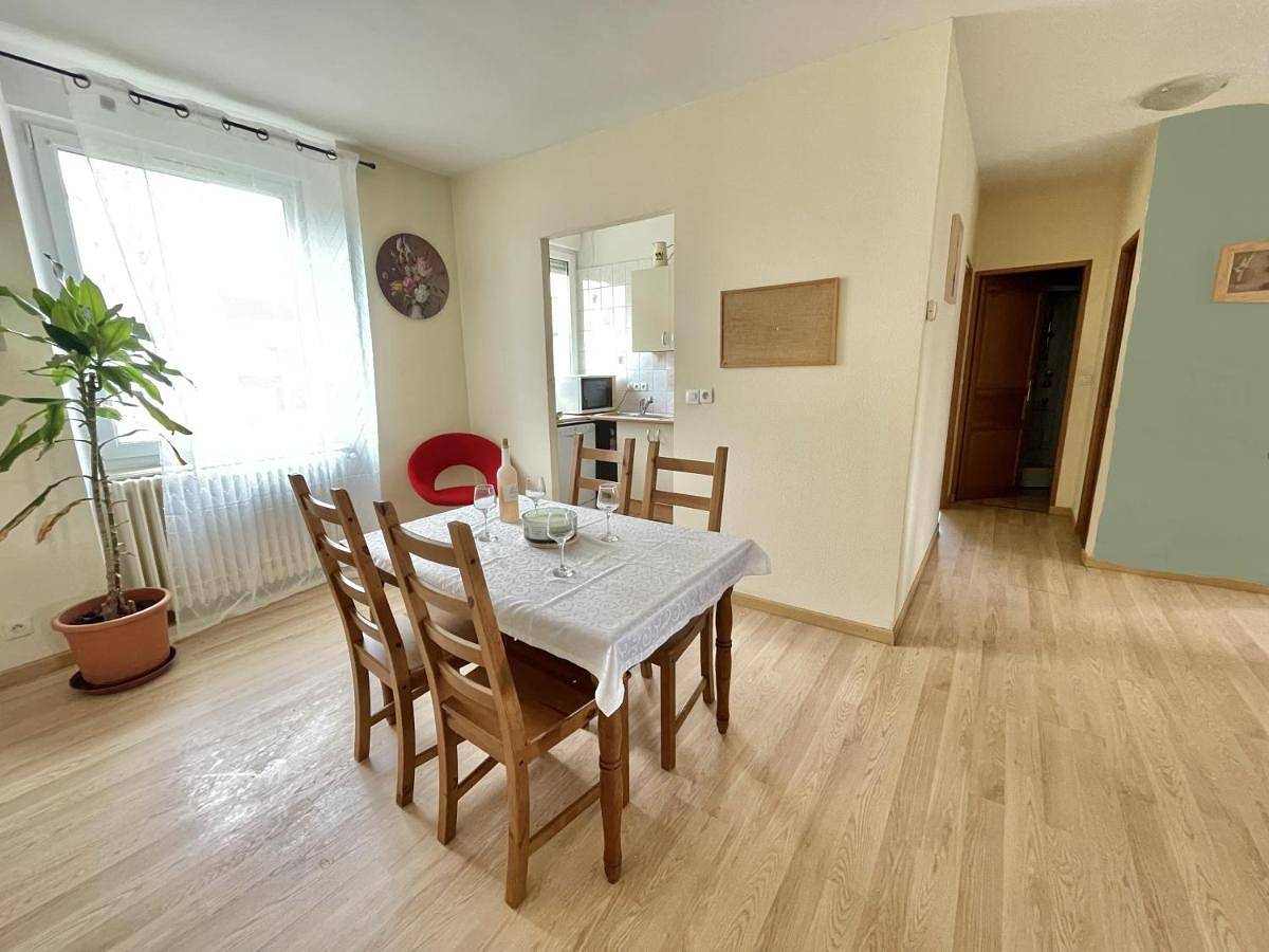 Appartement entier, Top T3 super cosy frontière suisse in Delle, Massif du Jura