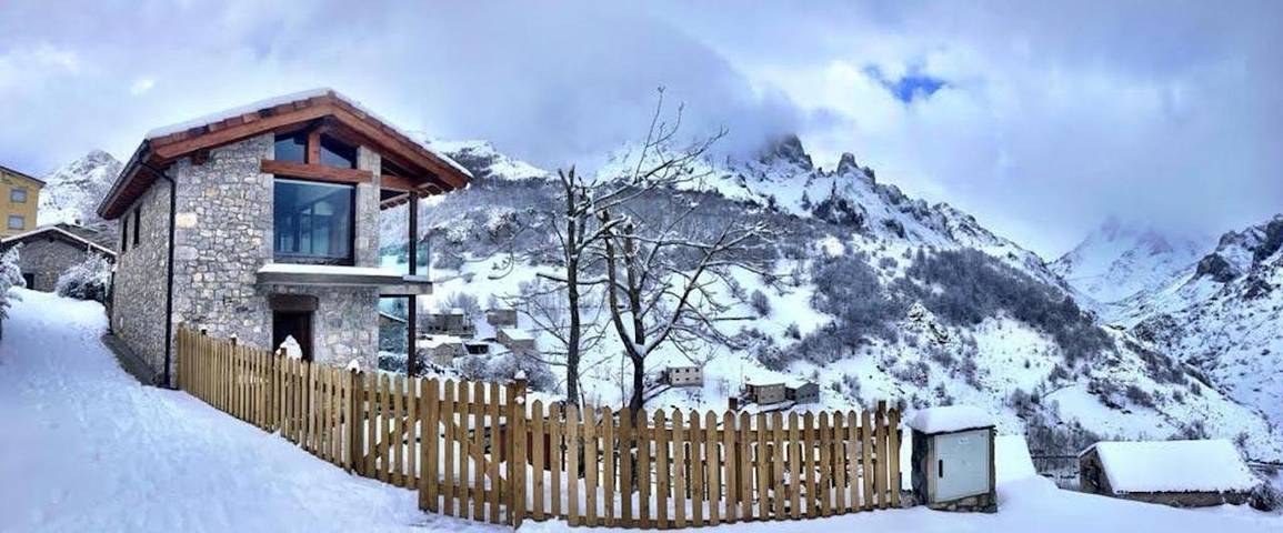 Casa rural para 5 personas, con Balcón además de Terraza y Vistas en Sotres - 3